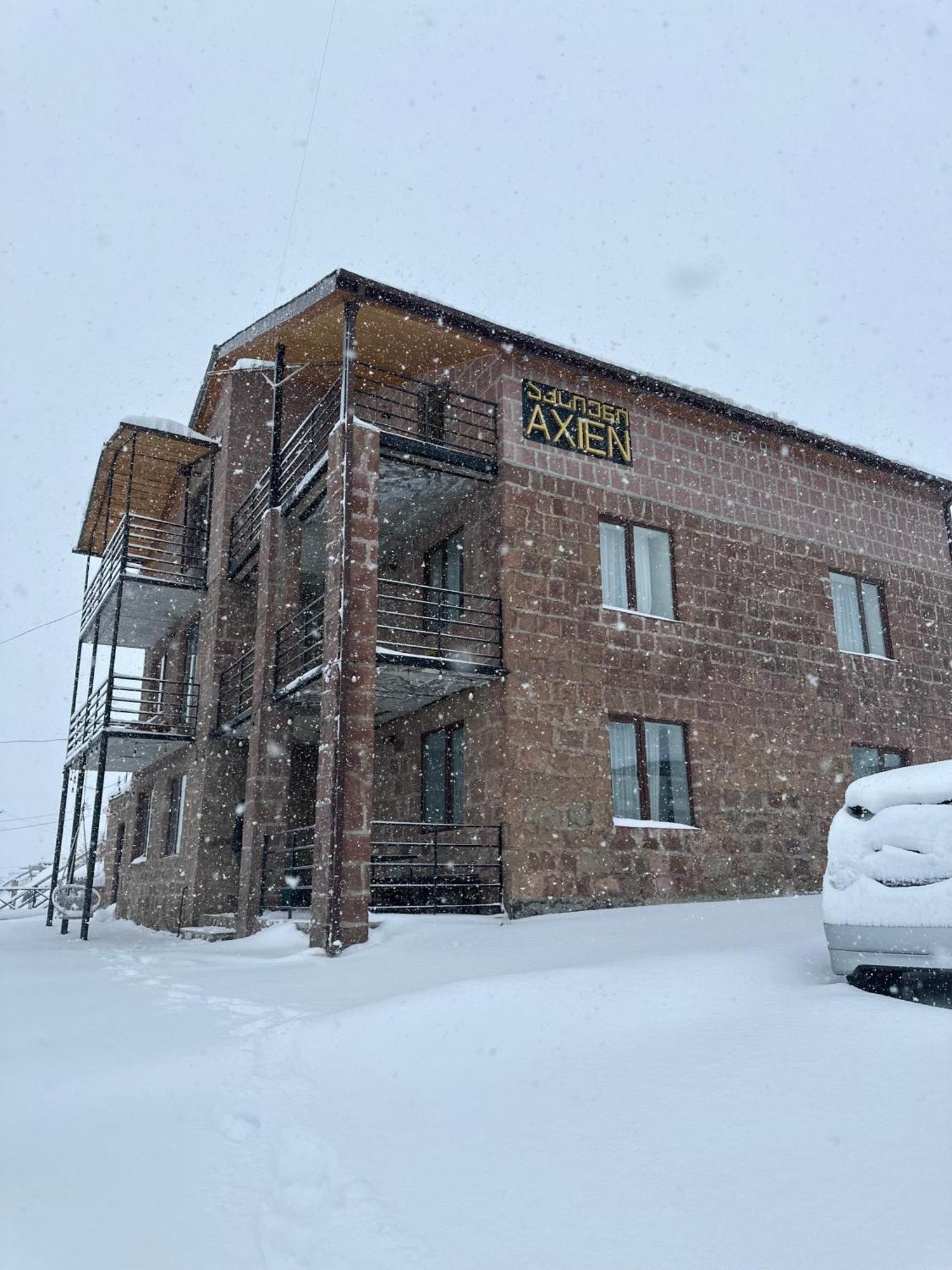 Hotel Axien Kazbegi Zewnętrze zdjęcie