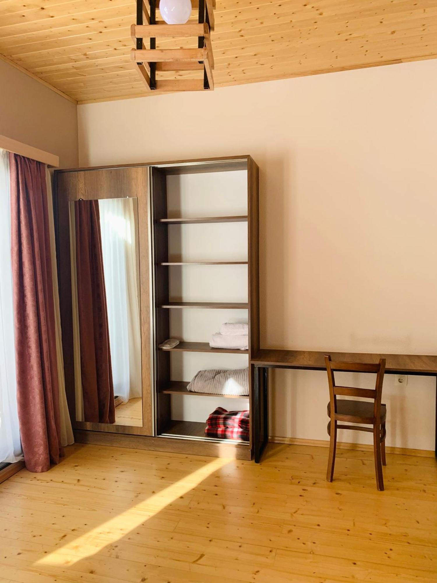 Hotel Axien Kazbegi Zewnętrze zdjęcie